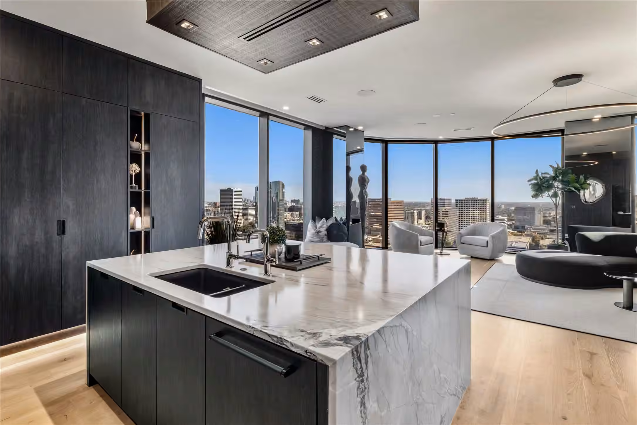 Photo 7 of 1409 Post Oak Boulevard 2301, Houston, TX