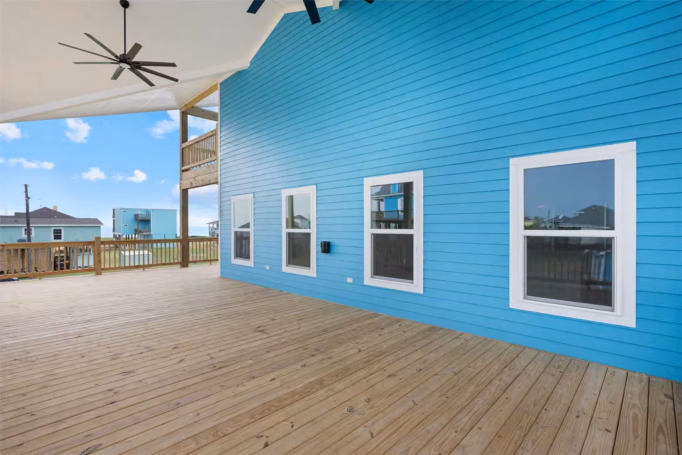 Photo 4 of 877 Alberdie Drive, Crystal Beach, TX