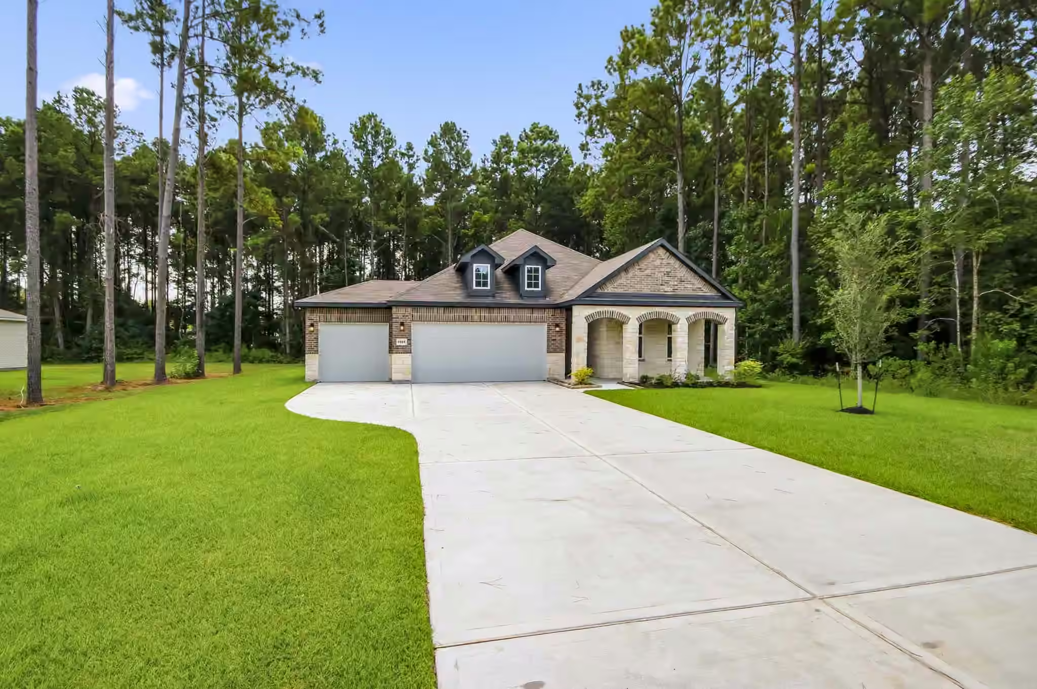 Photo 2 of 1355 Coastal Drive, Dayton, TX