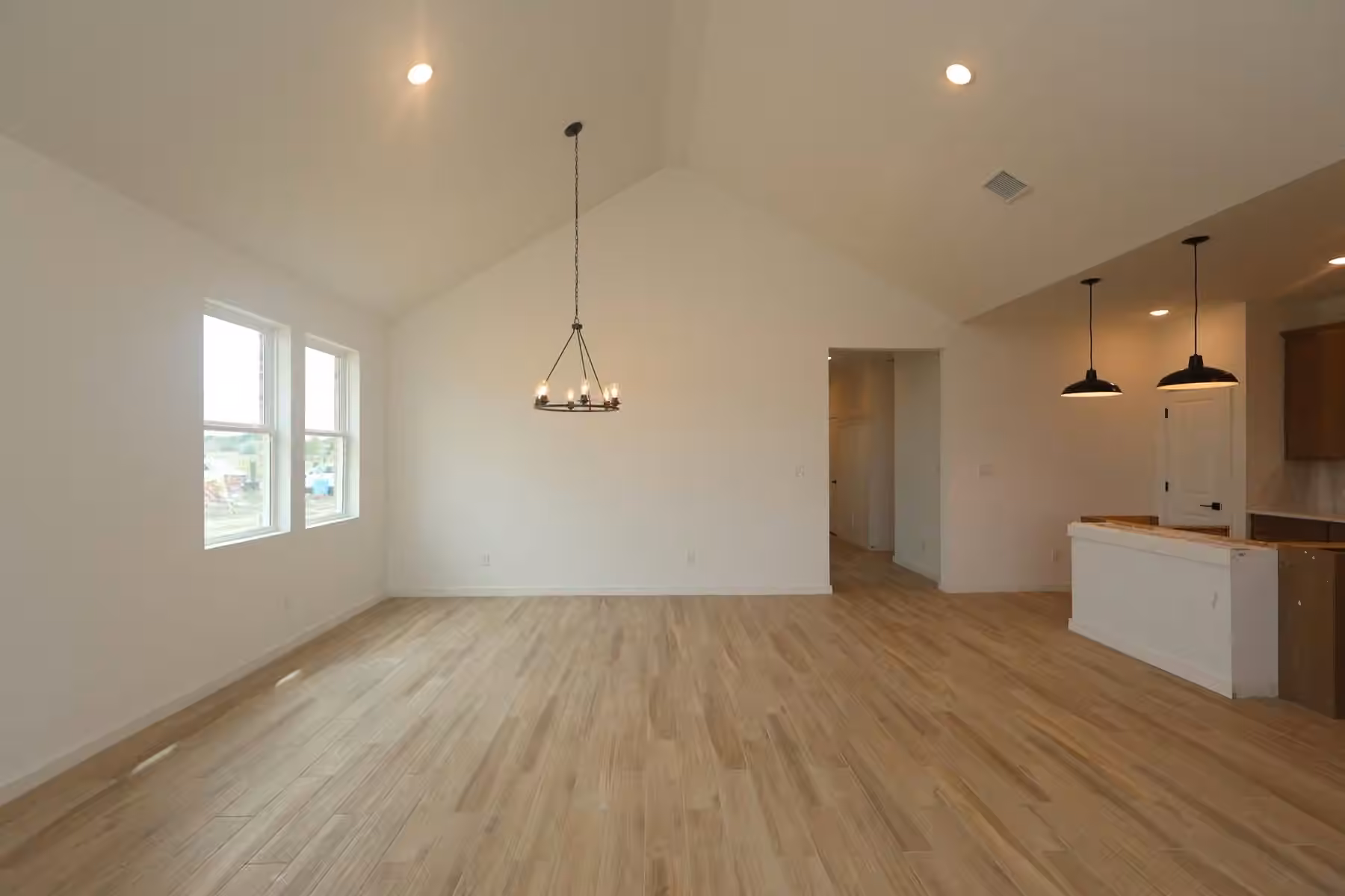 Photo 7 of 428 East Rose Marie Lane, Montgomery, TX