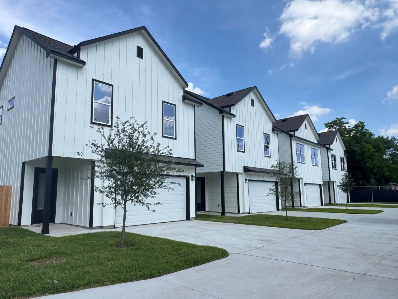 Photo 3 of 1304 Duff Lane, Houston, TX