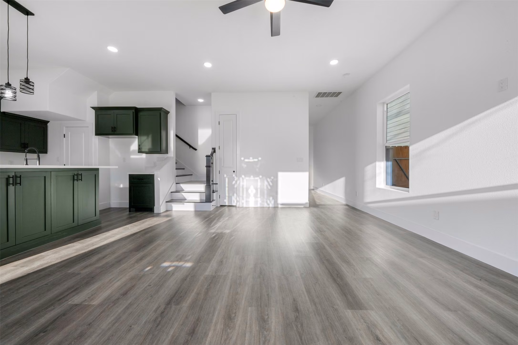 Photo 7 of 1304 Duff Lane, Houston, TX