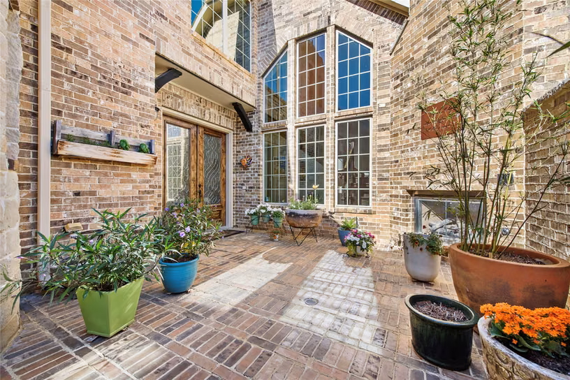 Photo 5 of 183 Wade Pointe Drive, Montgomery, TX