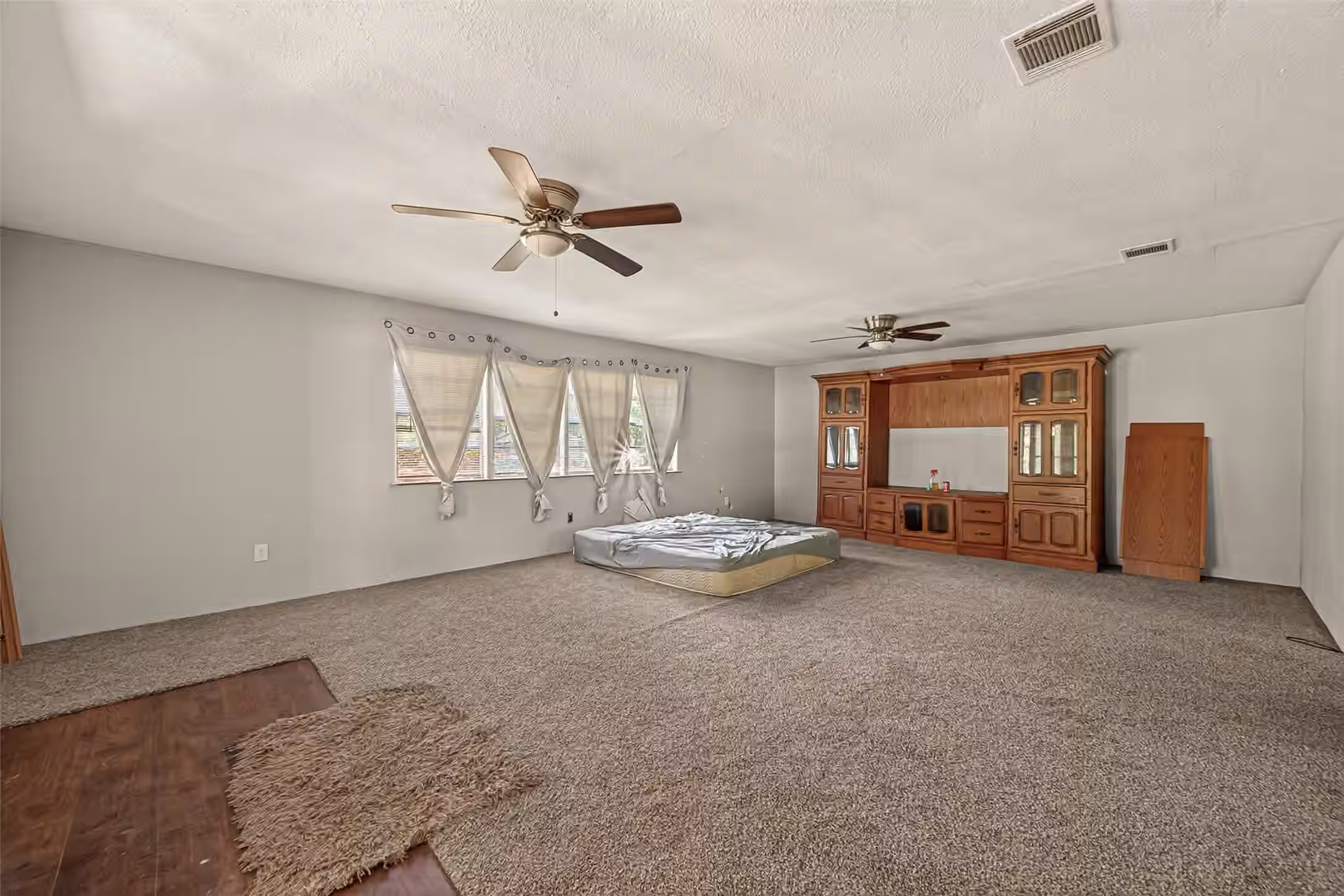 Photo 6 of 25080 Lakeshore Drive, Splendora, TX