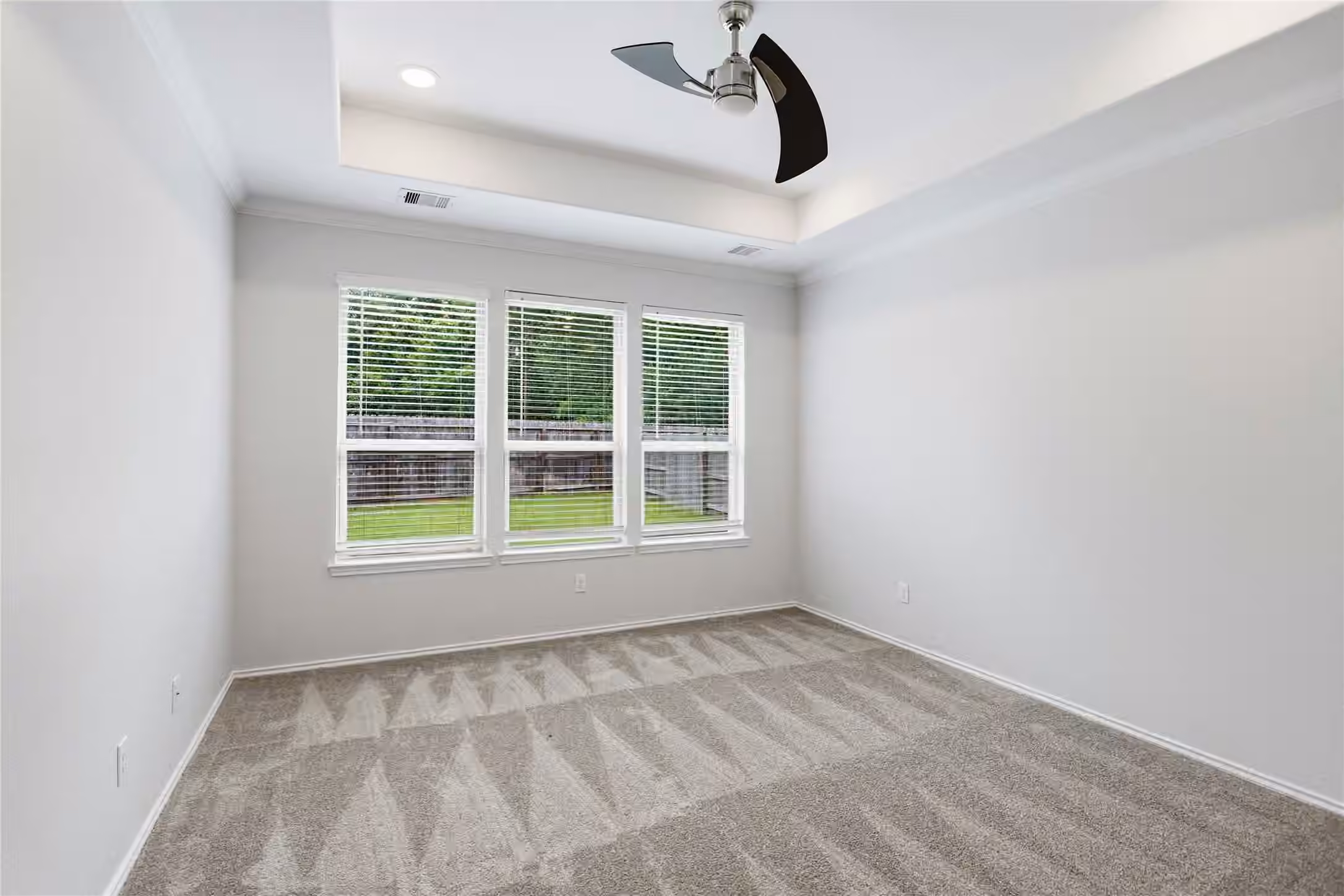 Photo 7 of 17706 White Lightning Way, Spring, TX