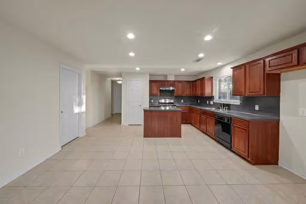 Photo 6 of 10230 Canyon Rose Lane, Houston, TX