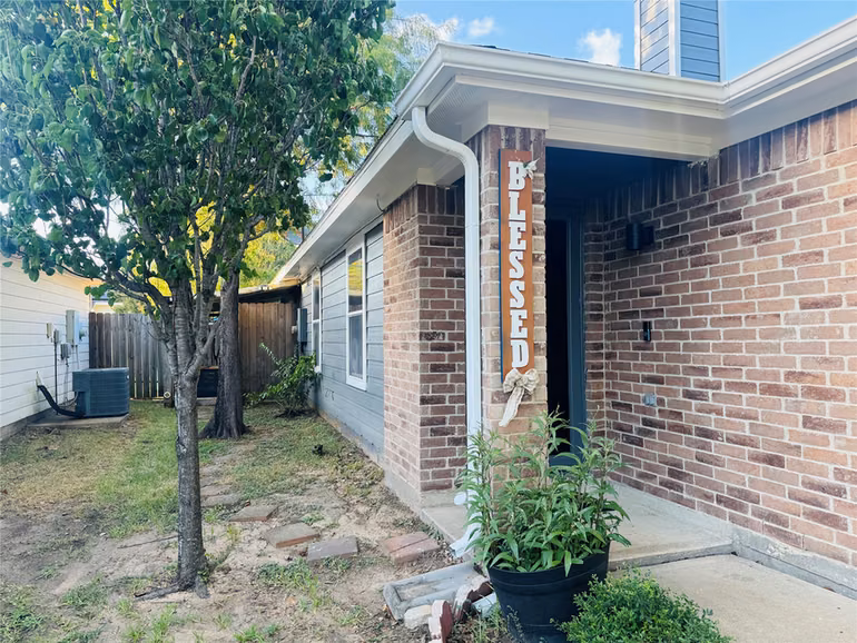 Photo 6 of 19342 Otter Trail Court, Katy, TX