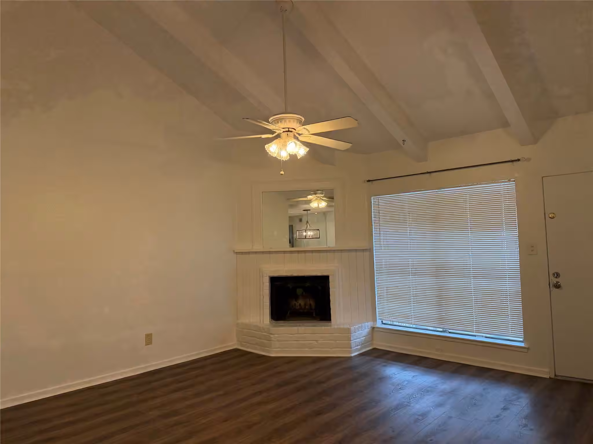 Photo 4 of 1100 Augusta Drive 46, Houston, TX
