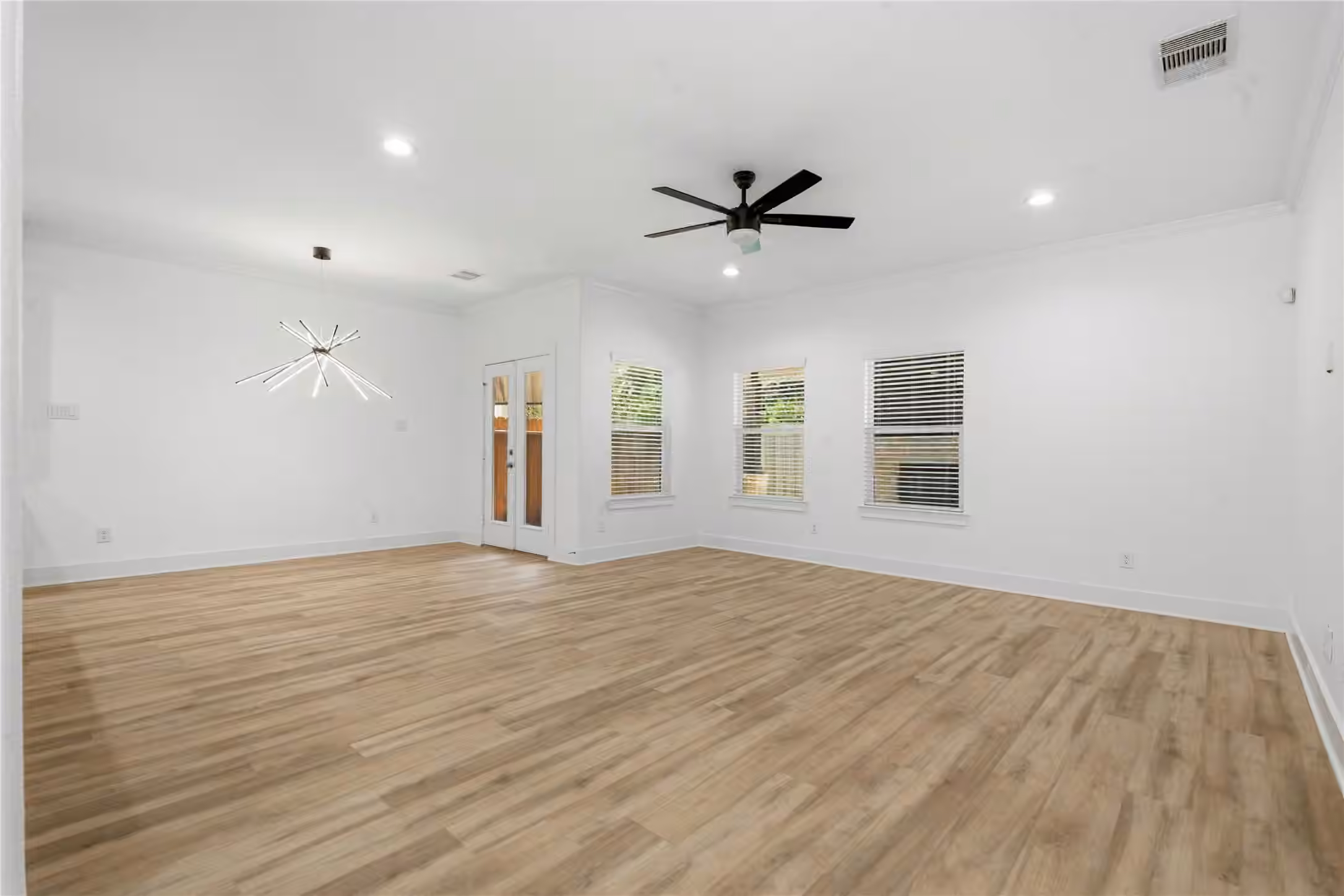 Photo 5 of 20611 Alfonso Court, Spring, TX