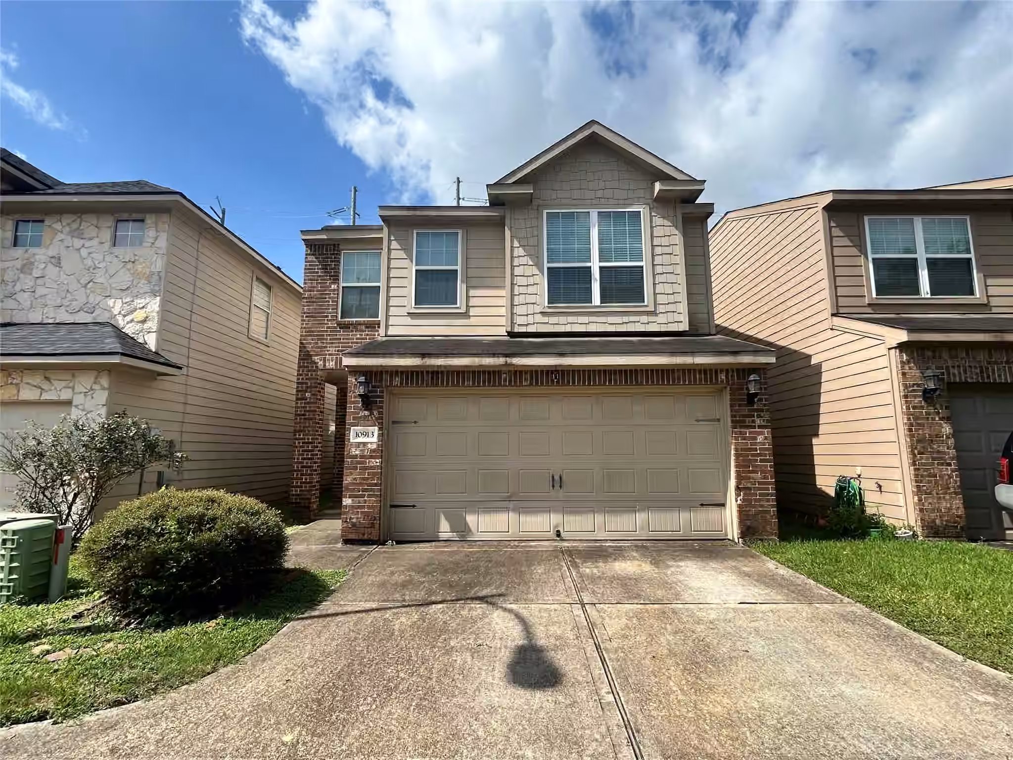 Photo of 10913 Panther Court, Houston, TX 77099