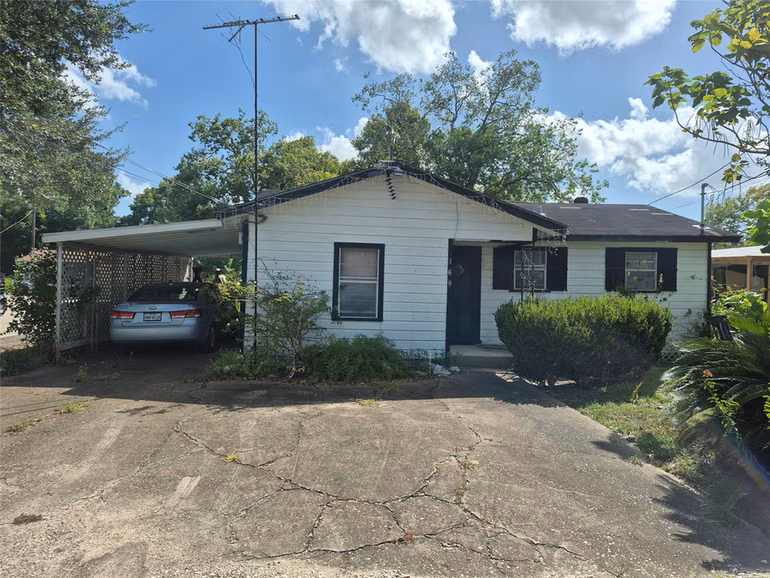 Photo of 169 2nd Street, Van Vleck, TX