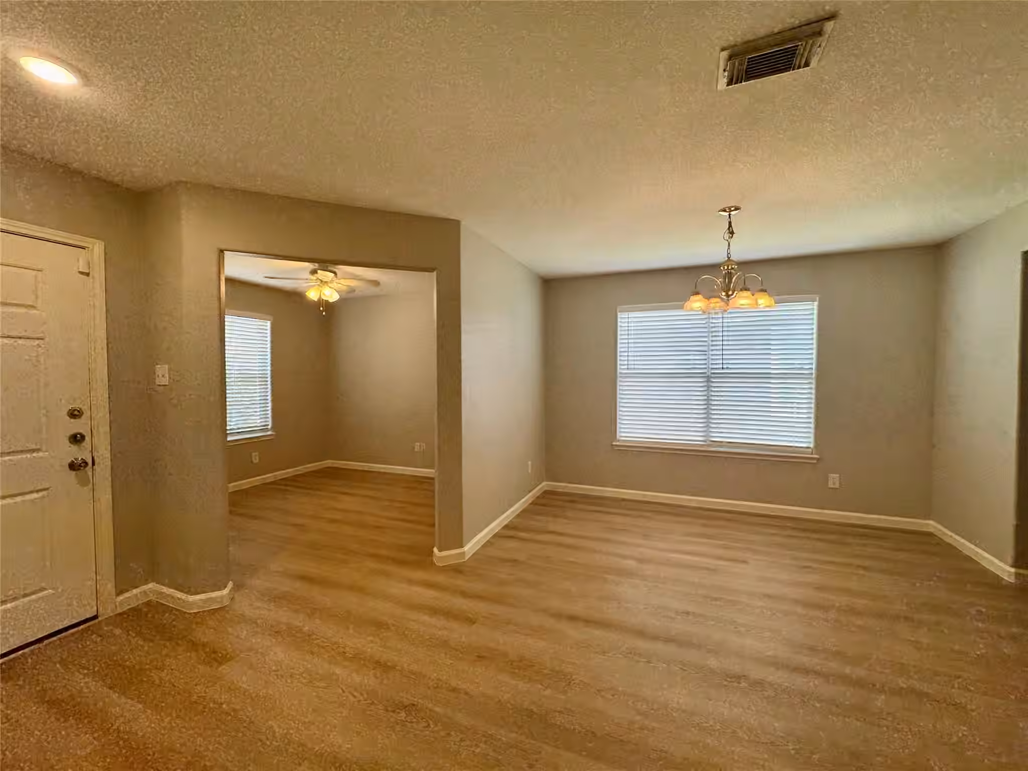 Photo 6 of 18714 Desert Marigold Drive, Houston, TX
