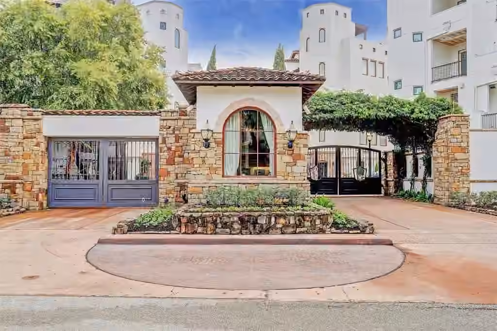 Photo of 5323 Paseo Caceres Drive, Houston, TX 77007