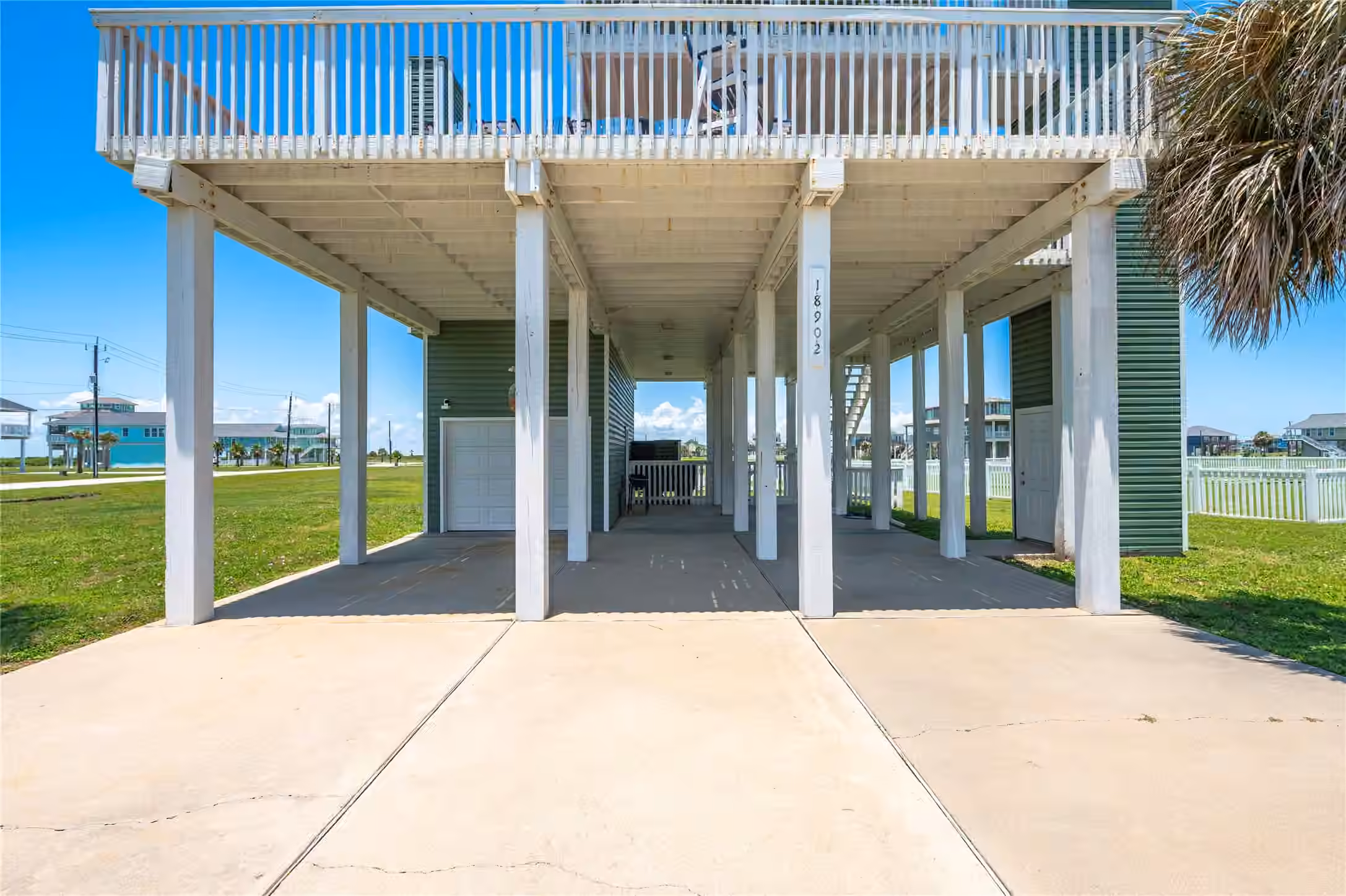Photo 5 of 18902 Shaman Drive, Galveston, TX