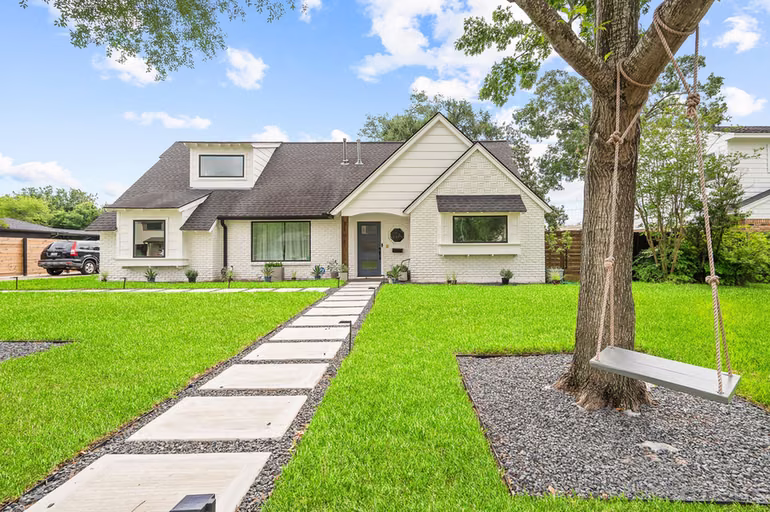 Photo of 2102 Teague Road, Houston, TX 77080