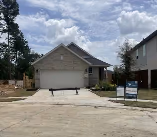 Photo of 30409 Creek Valley Drive, Magnolia, TX