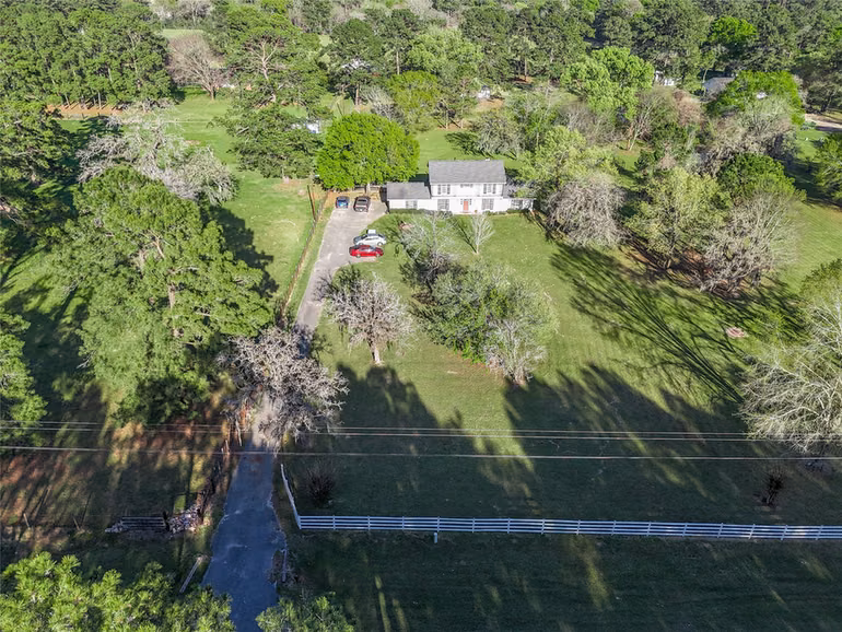 Photo 3 of 24640 Macedonia Road, Hockley, TX