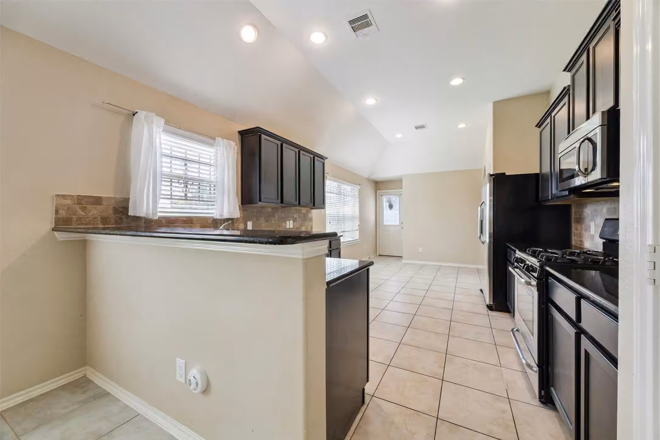 Photo 4 of 3426 Bainbridge Hill Lane, Houston, TX