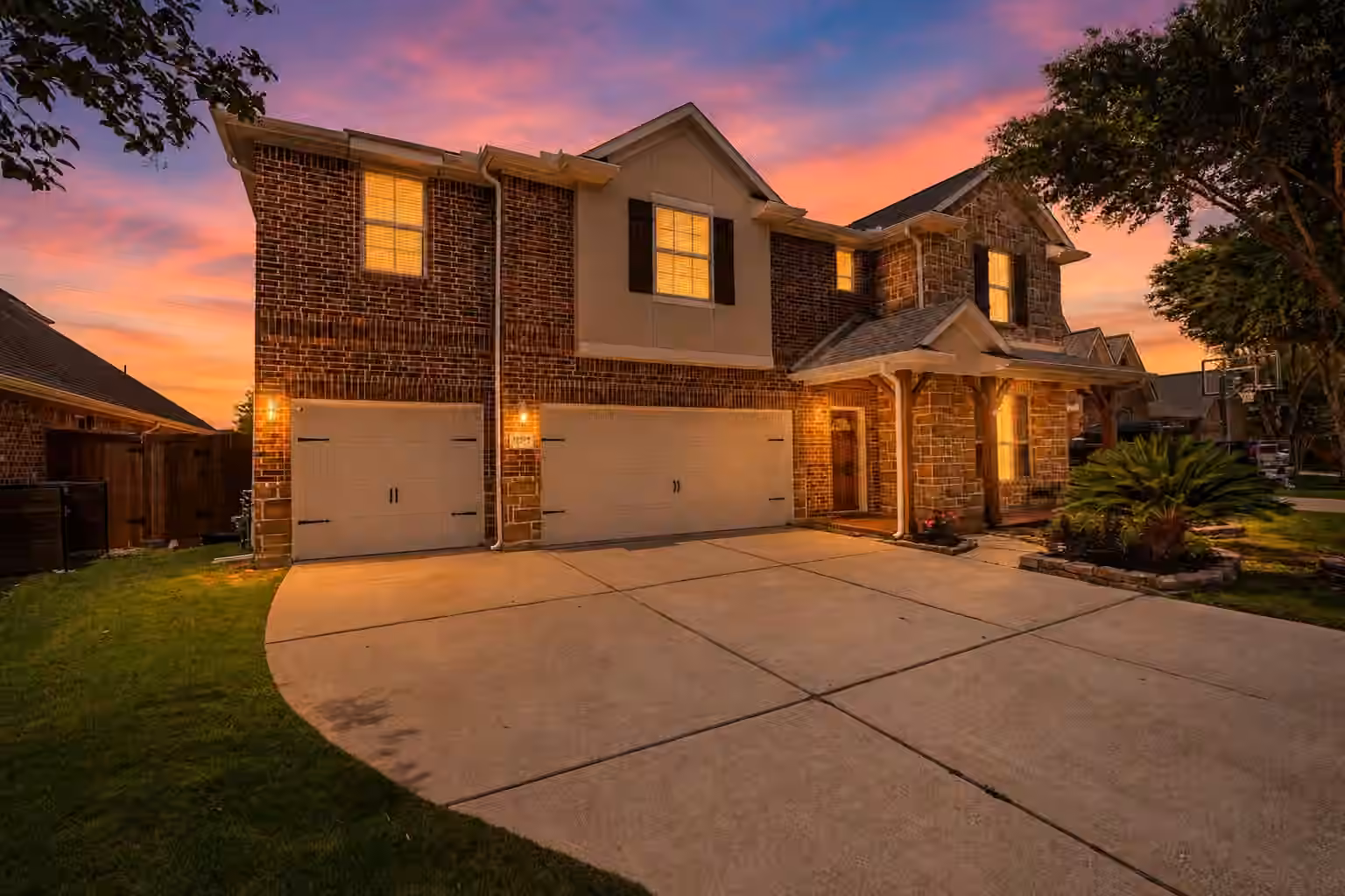 Photo 2 of 17919 Creek Bluff Lane, Cypress, TX