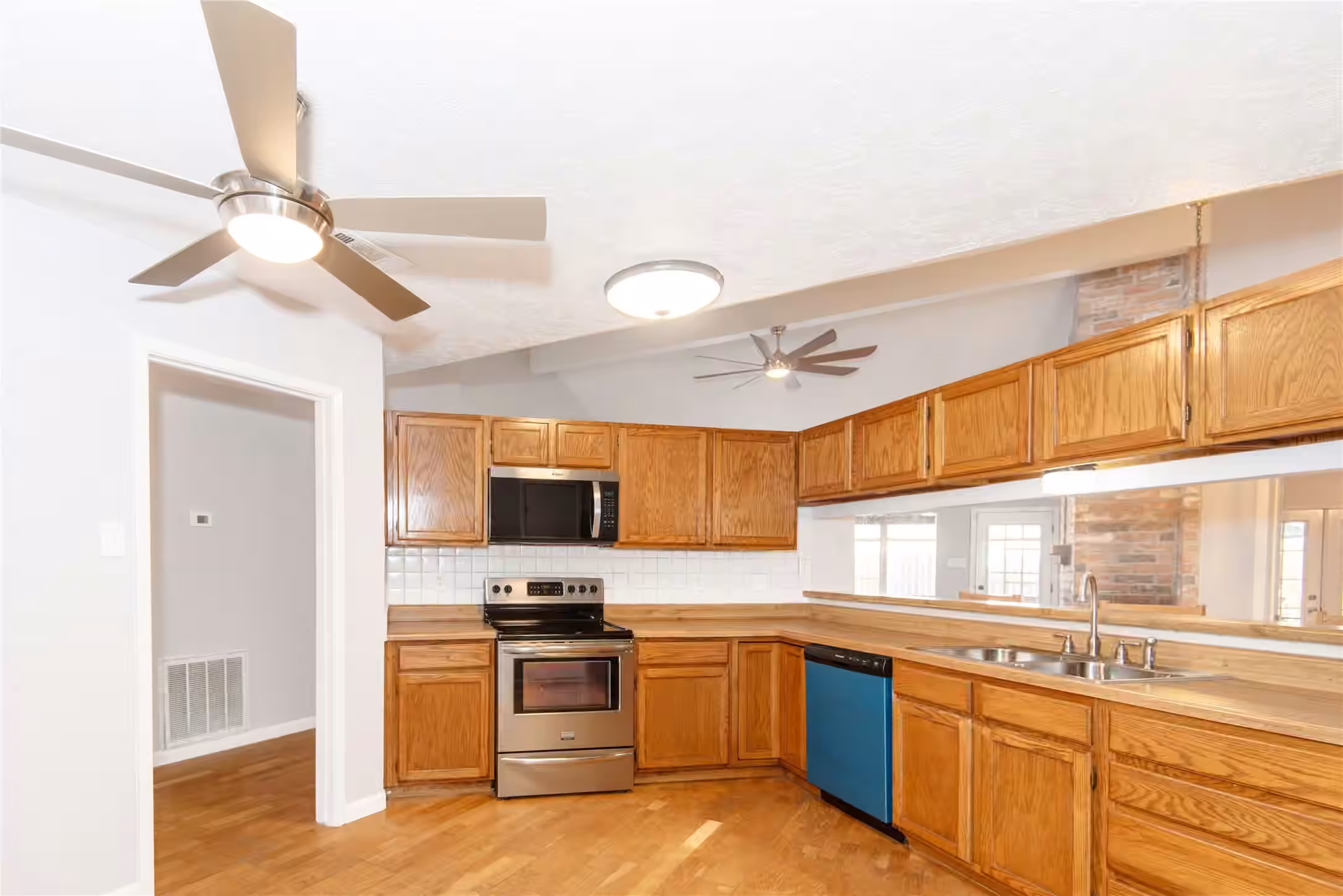Photo 6 of 21734 Nickerton Lane, Spring, TX