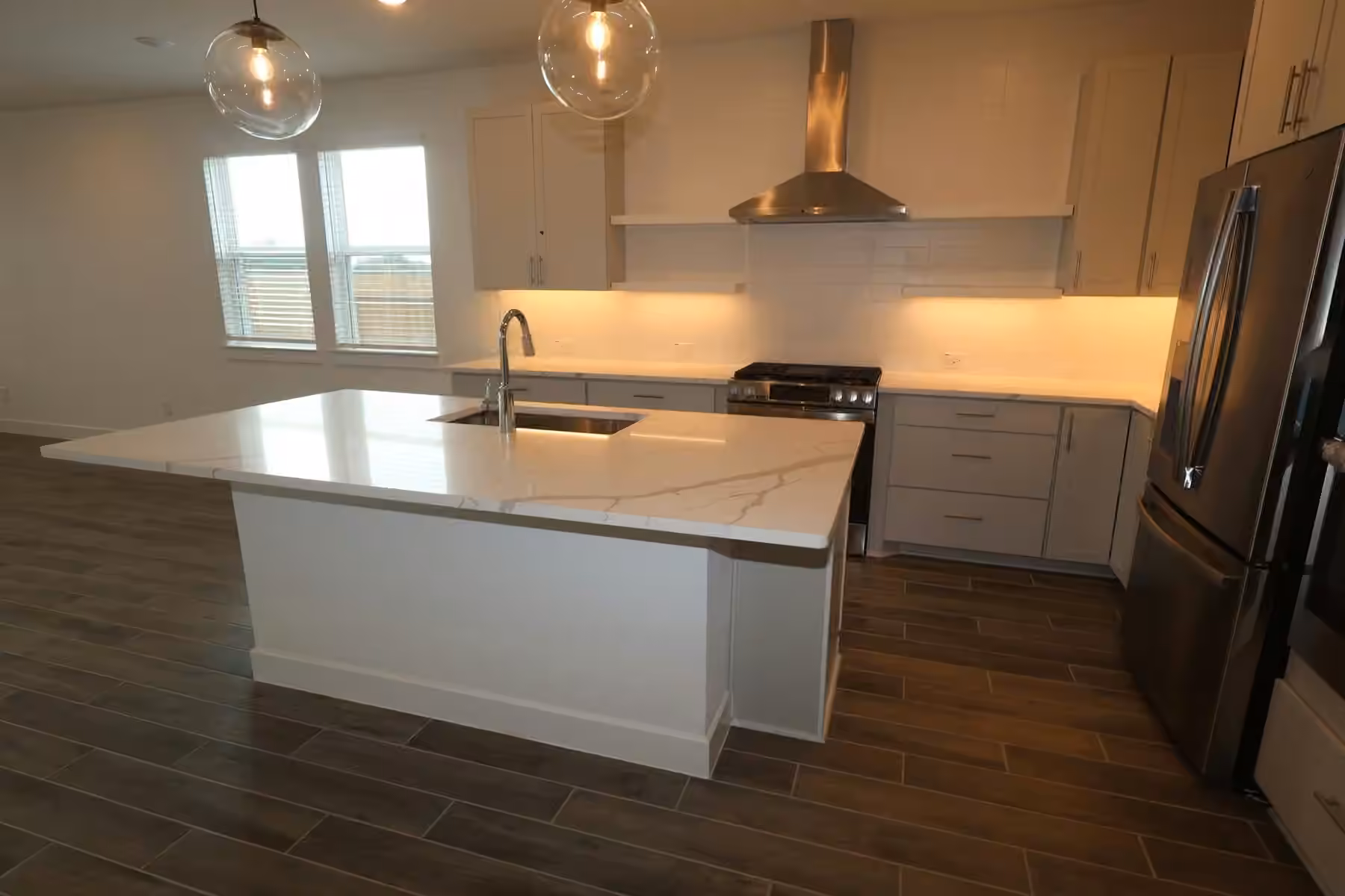 Photo 4 of 23647 Gulf Prairie Drive, Katy, TX
