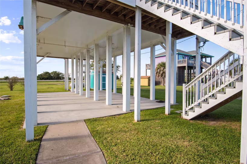 Photo 3 of 1317 Anderson Avenue, Port Bolivar, TX