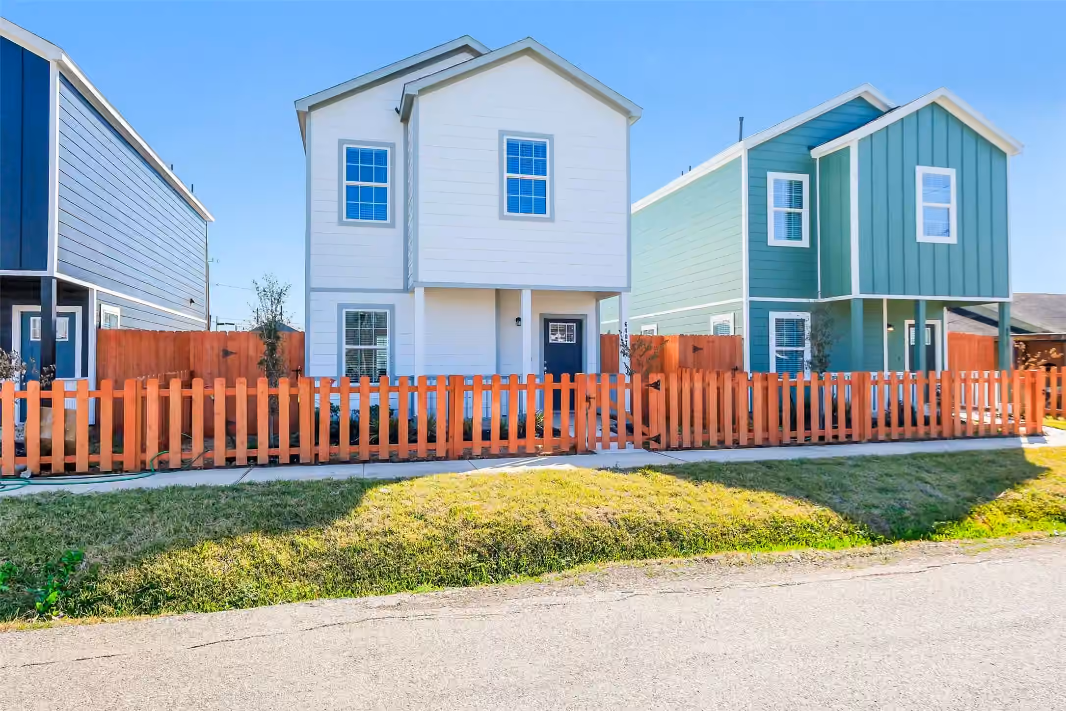 Photo 2 of 6407 Paris Street, Houston, TX