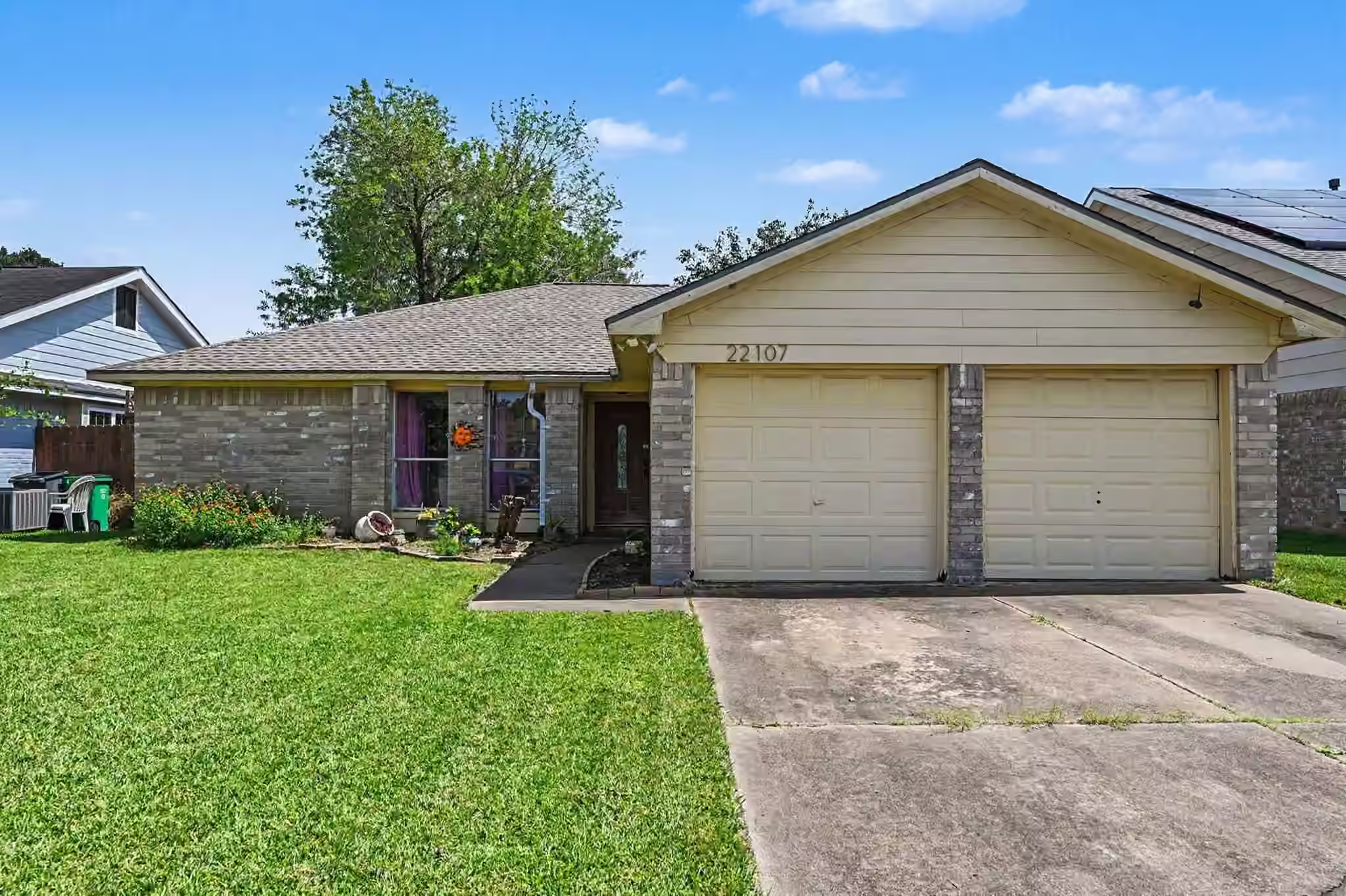 Photo 2 of 22107 Kenlake Drive, Katy, TX