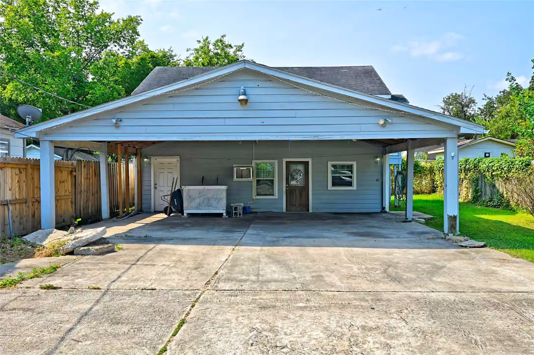 Photo of 314 King Street, Houston, TX