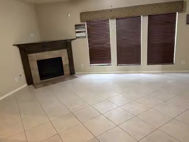 Photo 4 of 22519 Spring Crossing Drive, Spring, TX