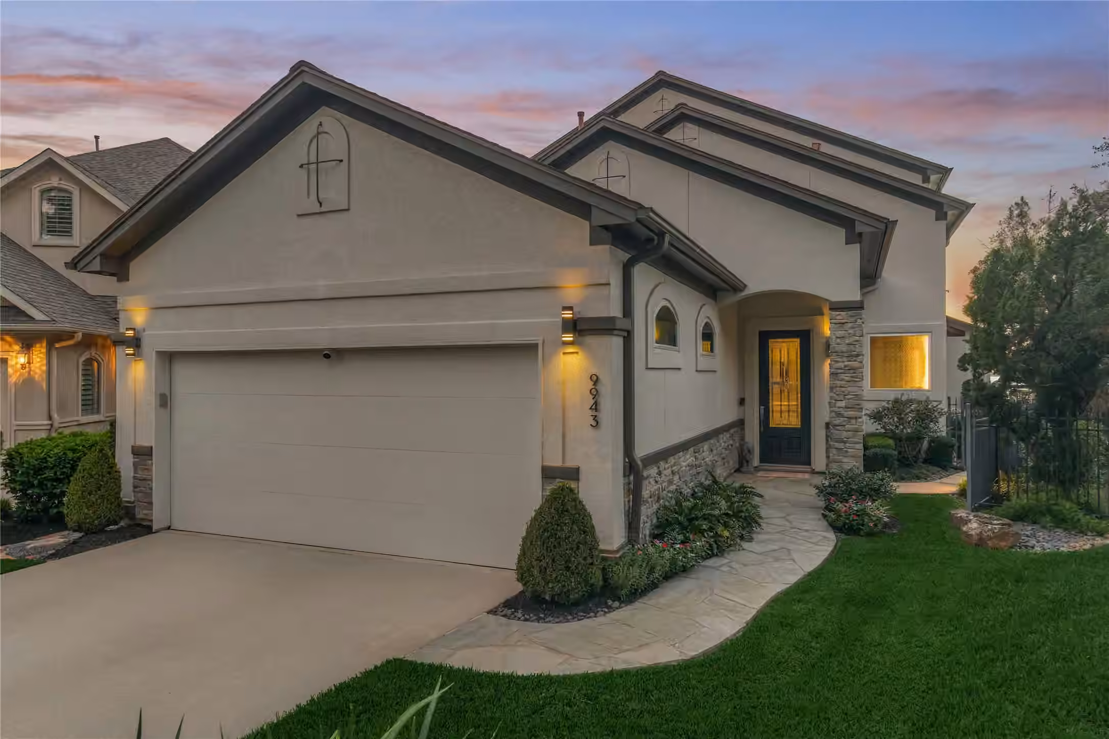 Photo 6 of 9943 Pebble View Court, Conroe, TX