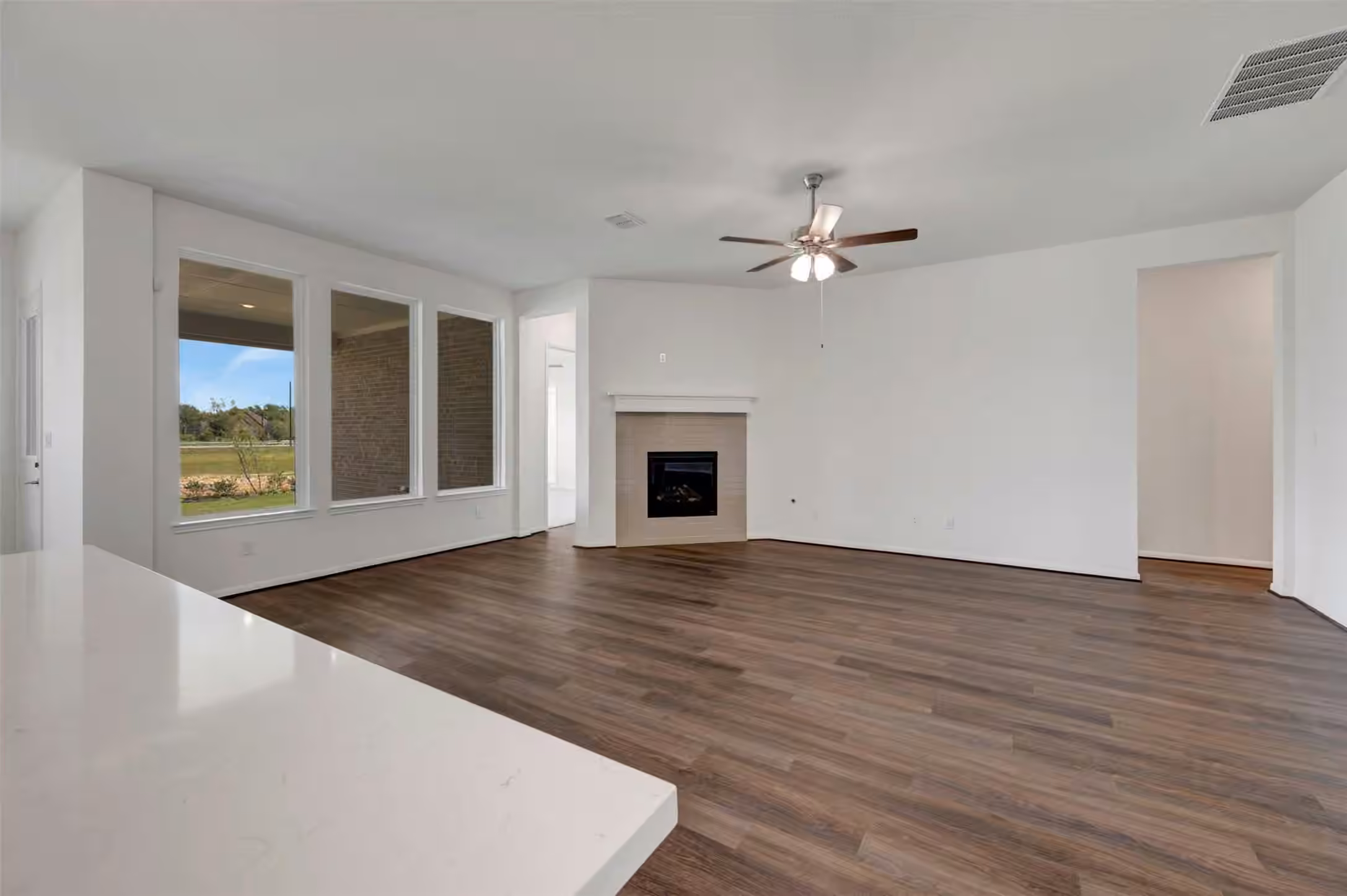 Photo 7 of 6815 Allens Landing, Needville, TX