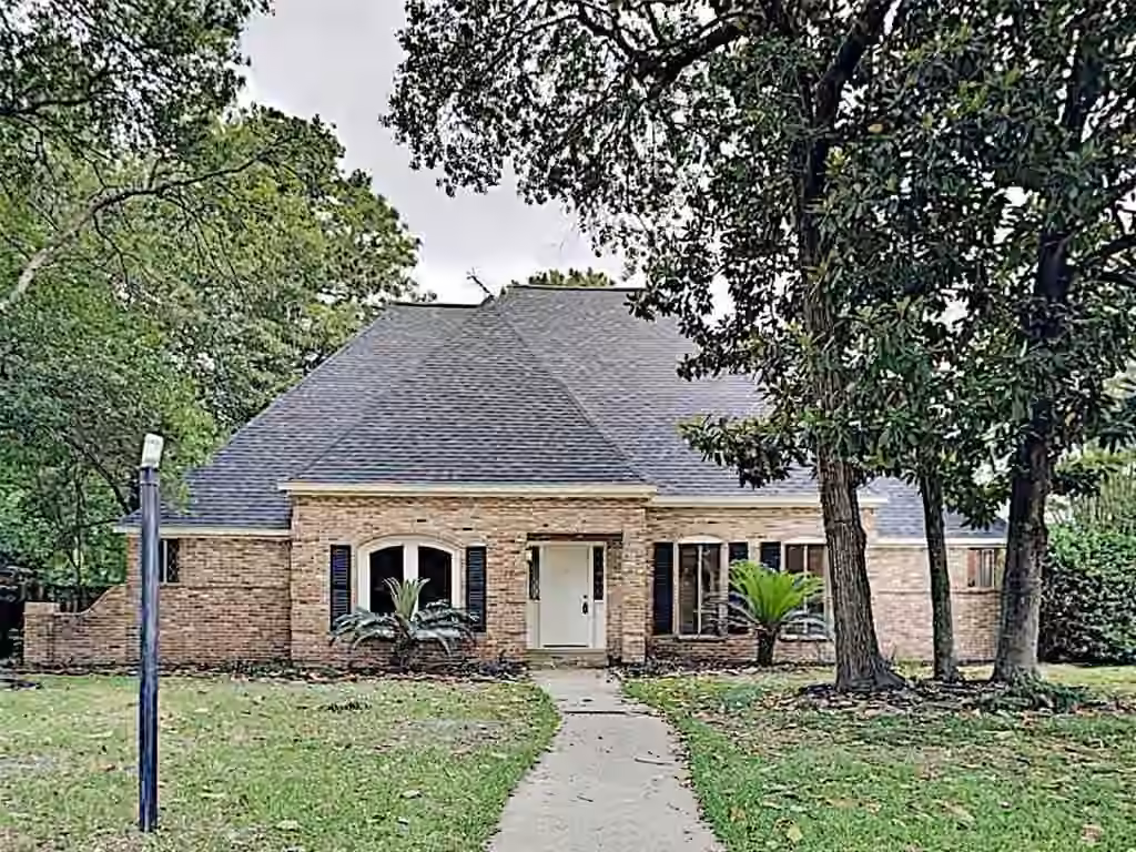 Photo of 1102 Baffin Lane, Houston, TX 77090