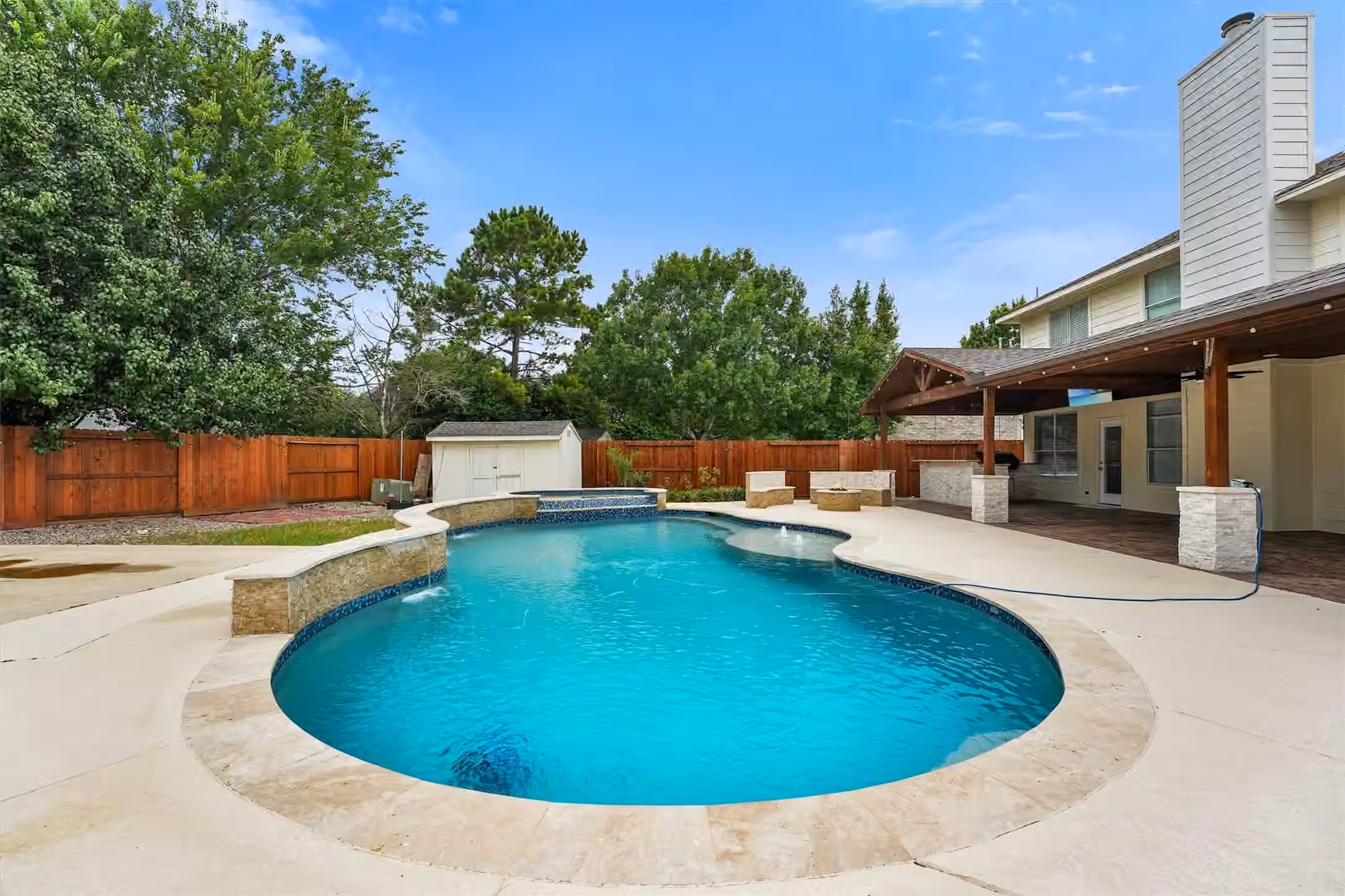 Photo 6 of 2322 Meadow Briar Drive, Sugar Land, TX