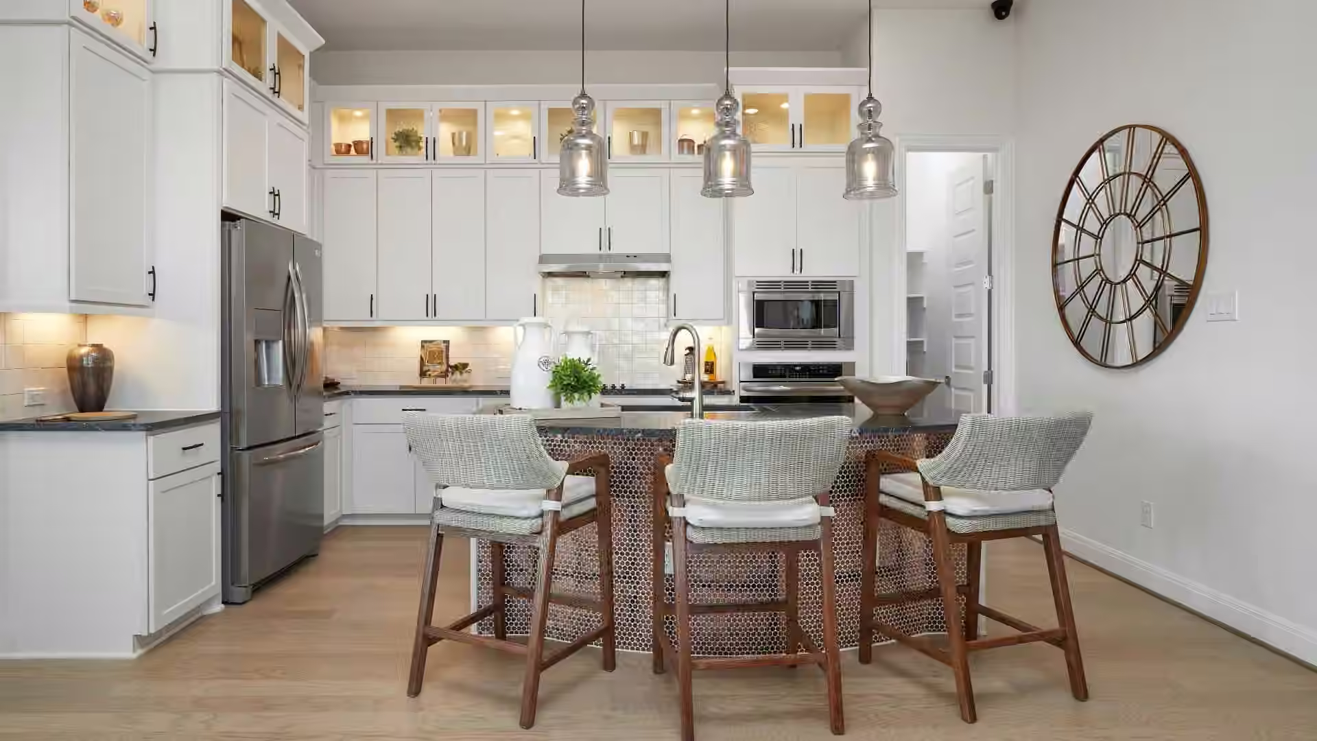 Photo 3 of 834 Sweet Willow Lane, Rosharon, TX