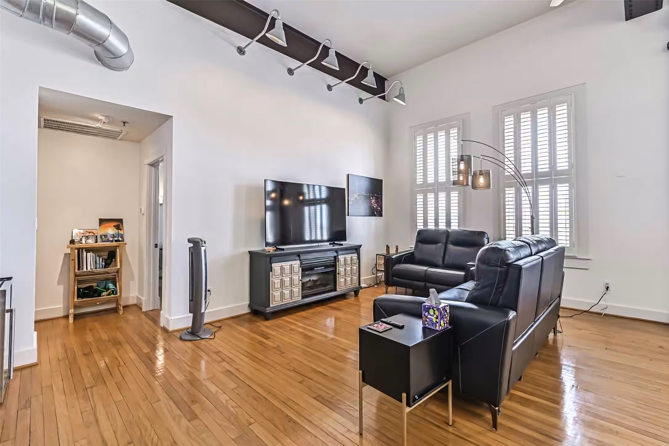 Photo 3 of 415 22nd Street 5C, Galveston, TX