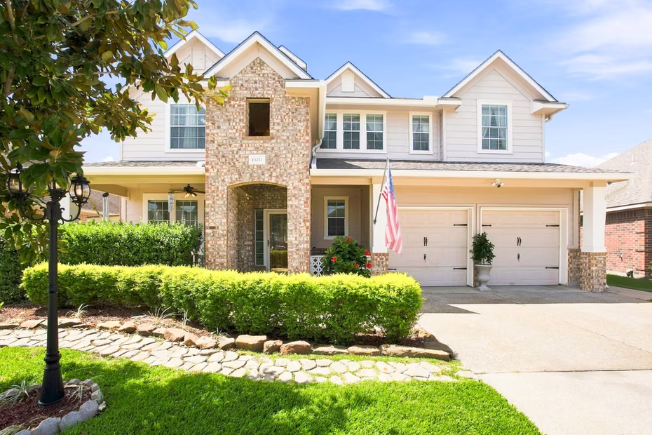 Photo of 15214 Walden Park Court, Houston, TX 77049