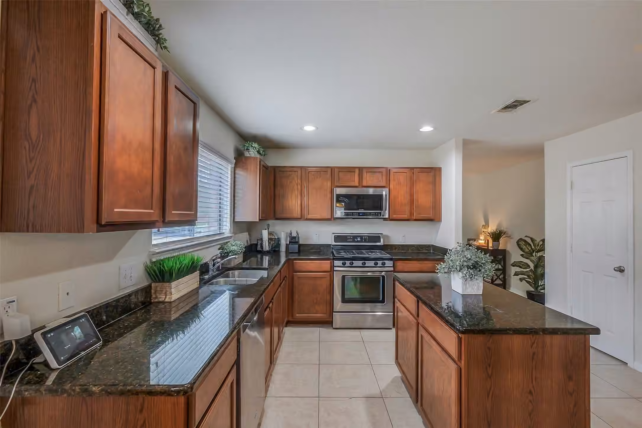 Photo of 1015 Honeysuckle Vine Drive, Rosenberg, TX 77469