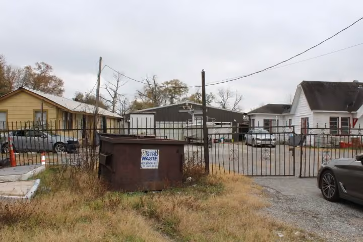 Photo 7 of 5701 Chippewa Boulevard, Houston, TX