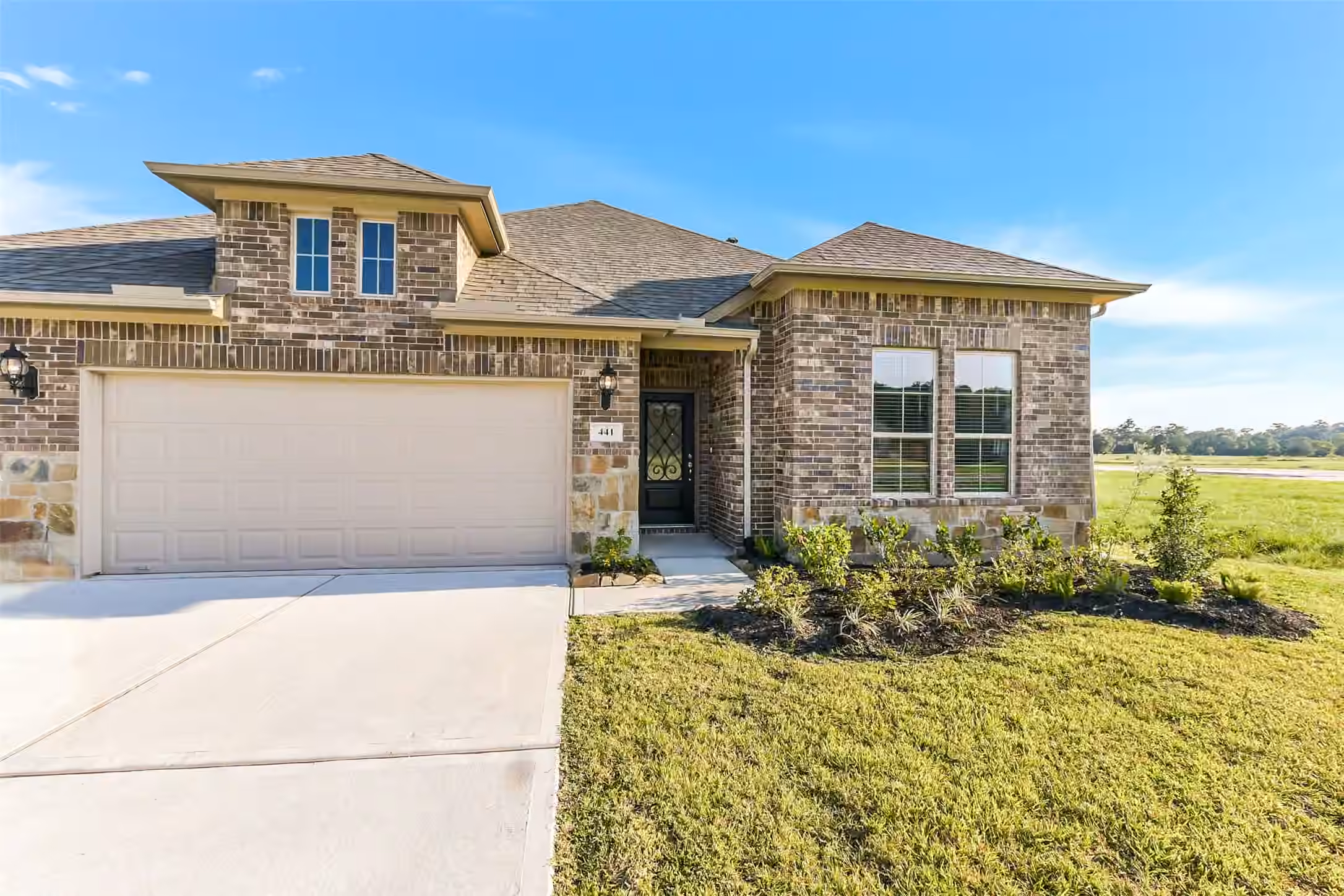 Photo 2 of 441 Barton Place Drive, Tarkington, TX