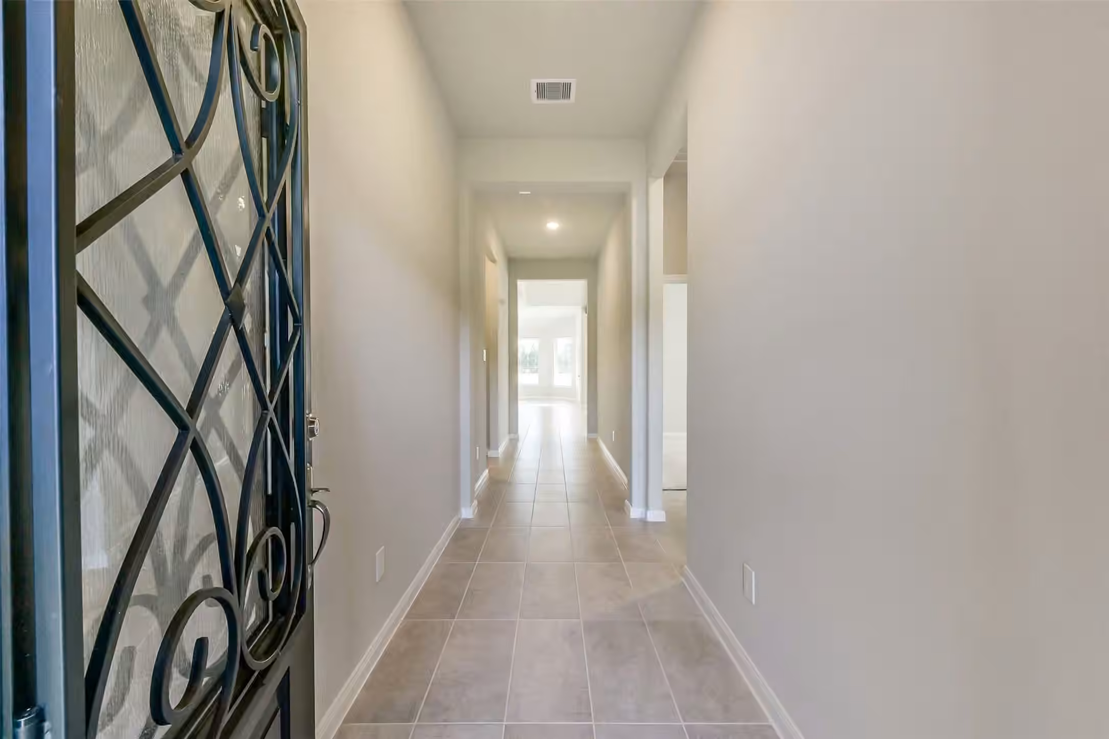 Photo 4 of 441 Barton Place Drive, Tarkington, TX