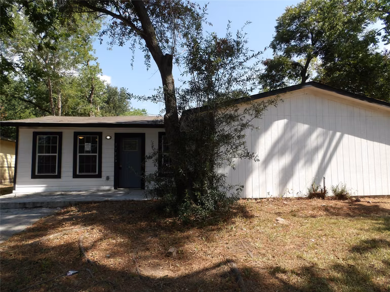 Photo 2 of 5783 Westover Street, Houston, TX