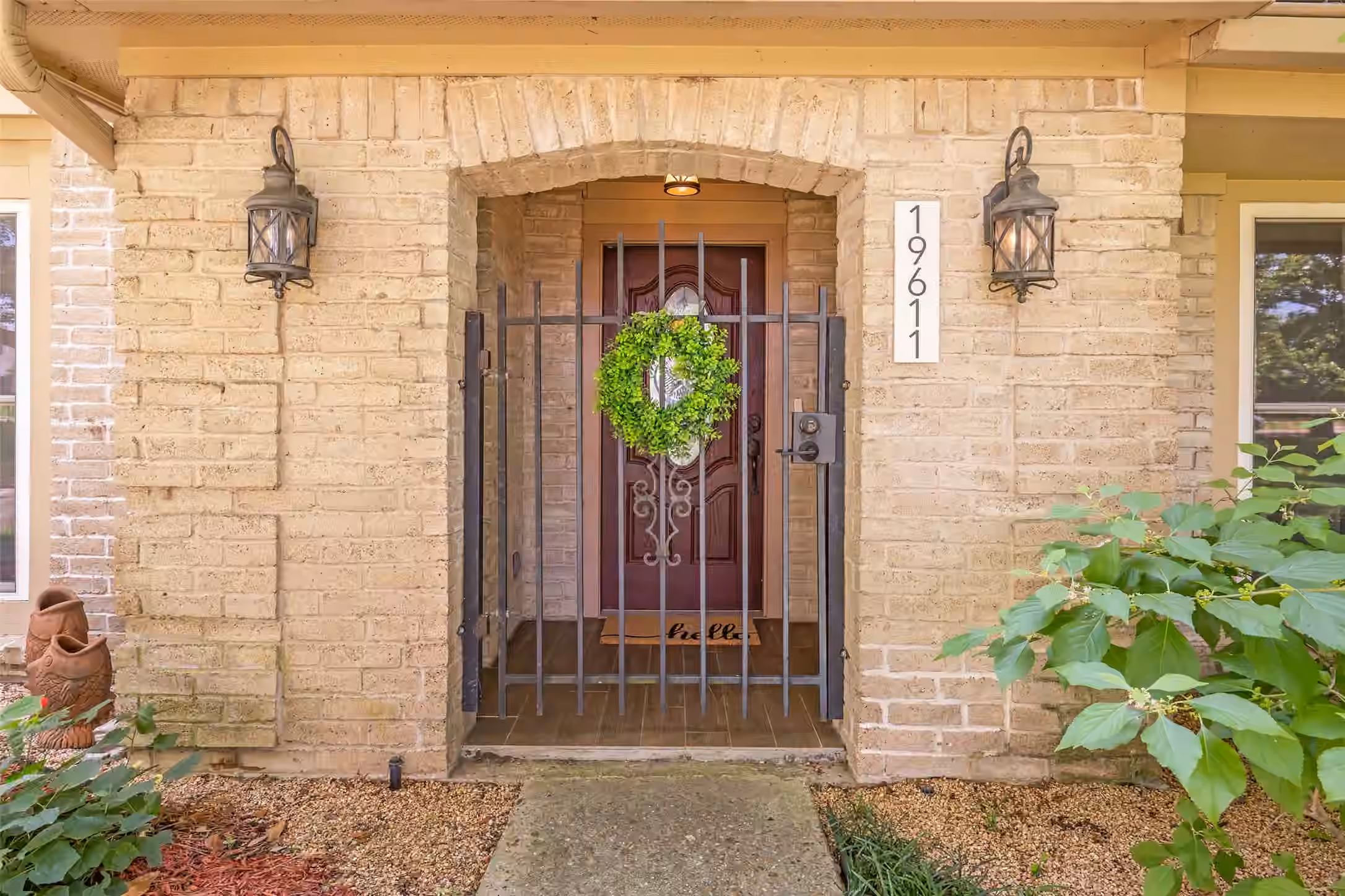 Photo 5 of 19611 Suncove Lane, Houston, TX