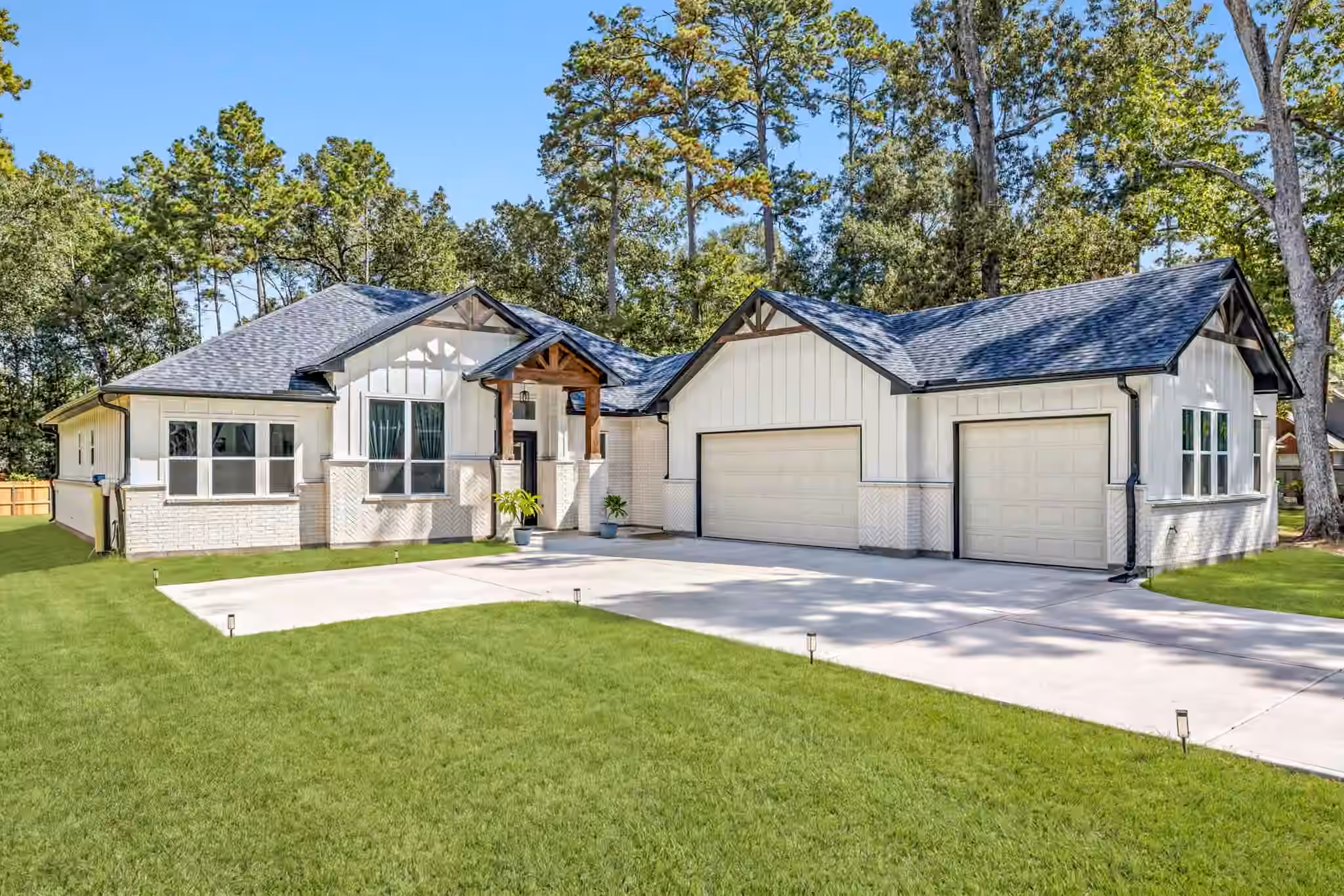 Photo of 2439 Centurian Circle, New Caney, TX 77357