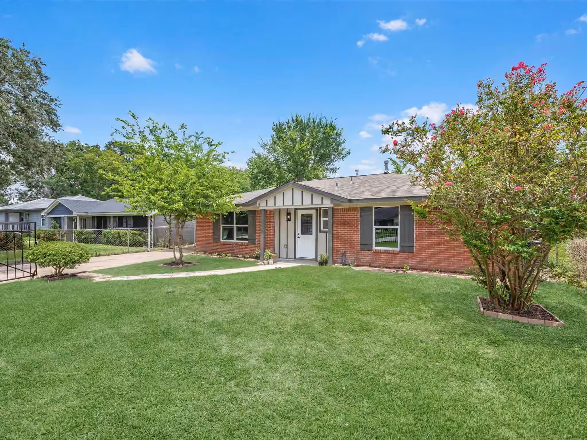 Photo of 5039 Briscoe Street, Houston, TX 77033