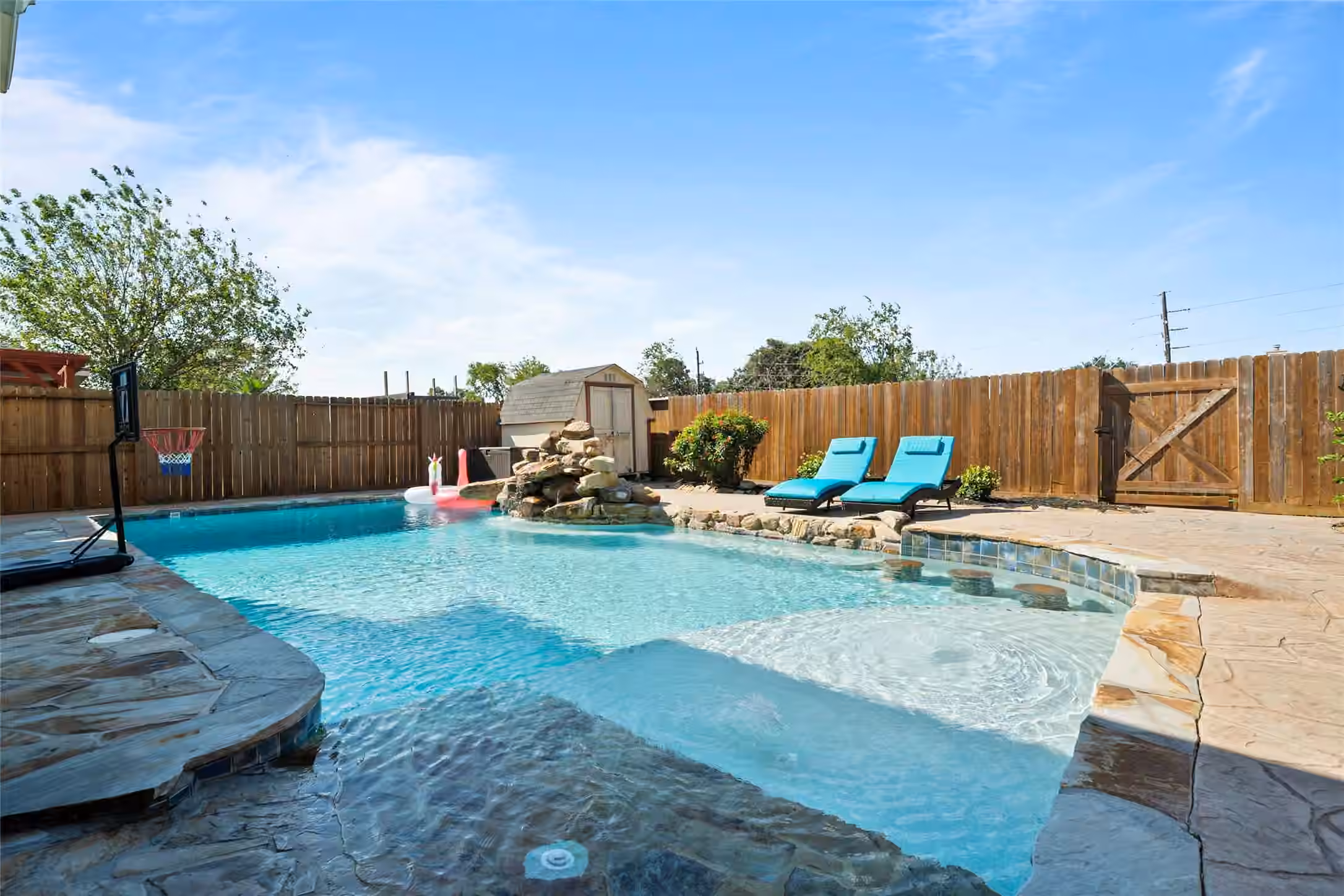 Photo of 507 Northvalley Drive, Houston, TX 77073