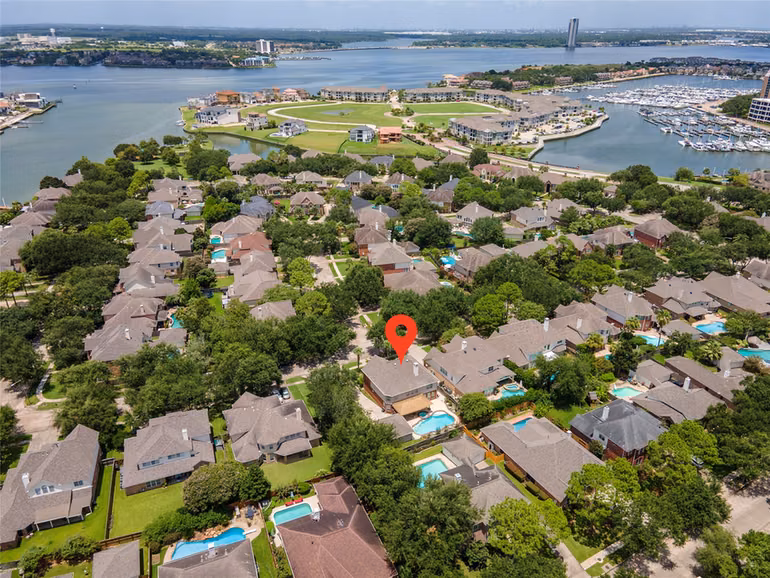 Photo of 2383 Indigo Harbour Lane, League City, TX