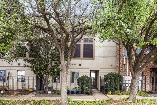 Photo 4 of 1604 White Street, Houston, TX