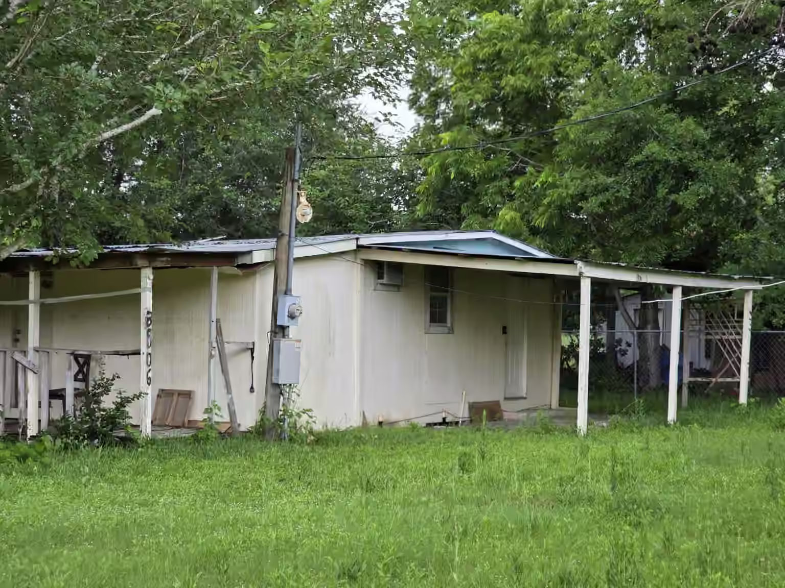 Photo 3 of 8806 Milby Street, Needville, TX