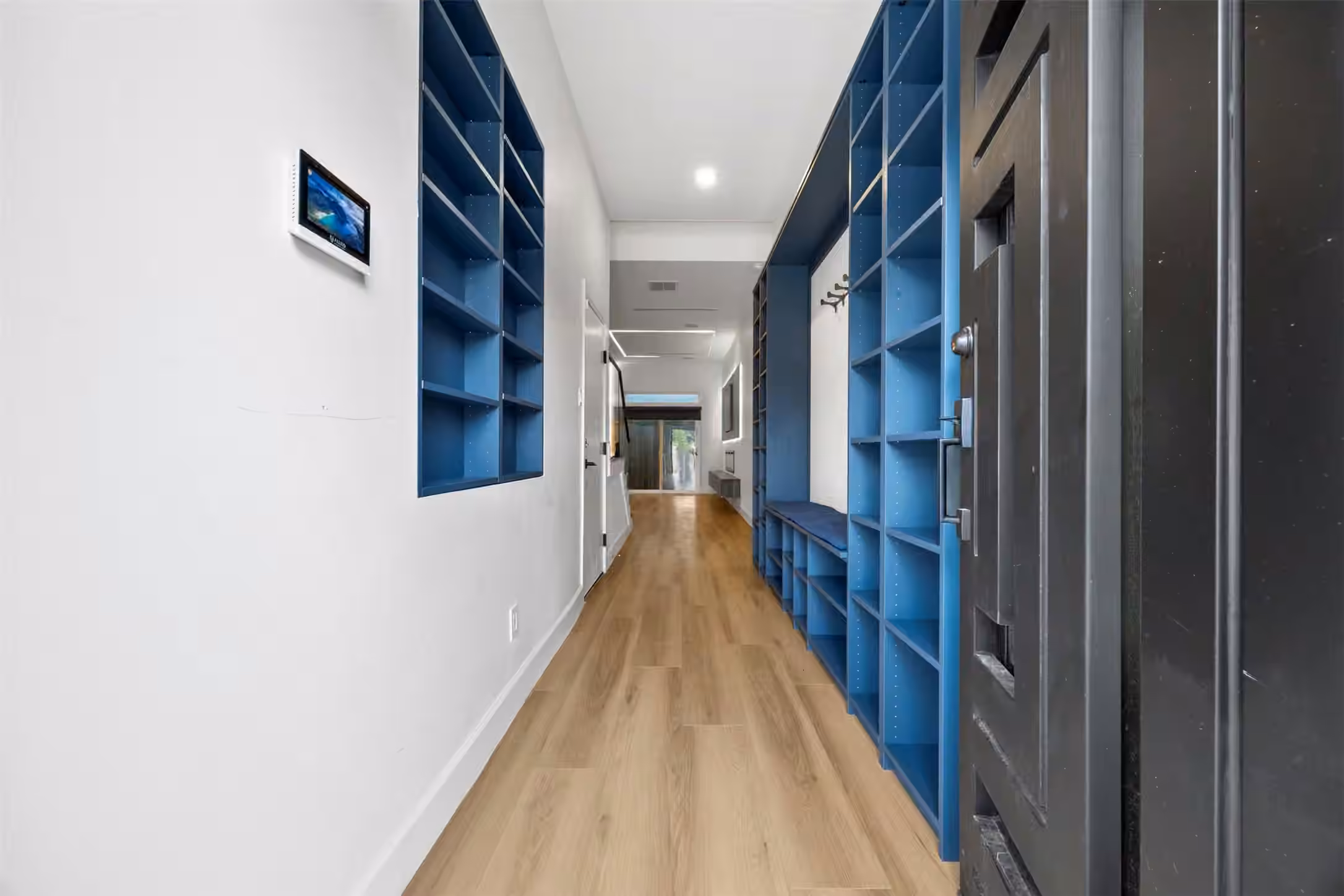 Photo 6 of 6413 Lamayah Street, Houston, TX